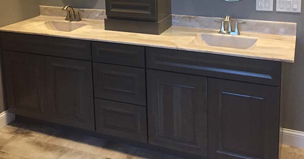Bathroom cabinetry in Chesterton, Indiana from Von Tobel